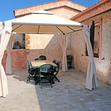 Cinzia Vista Mare بيت للعطل